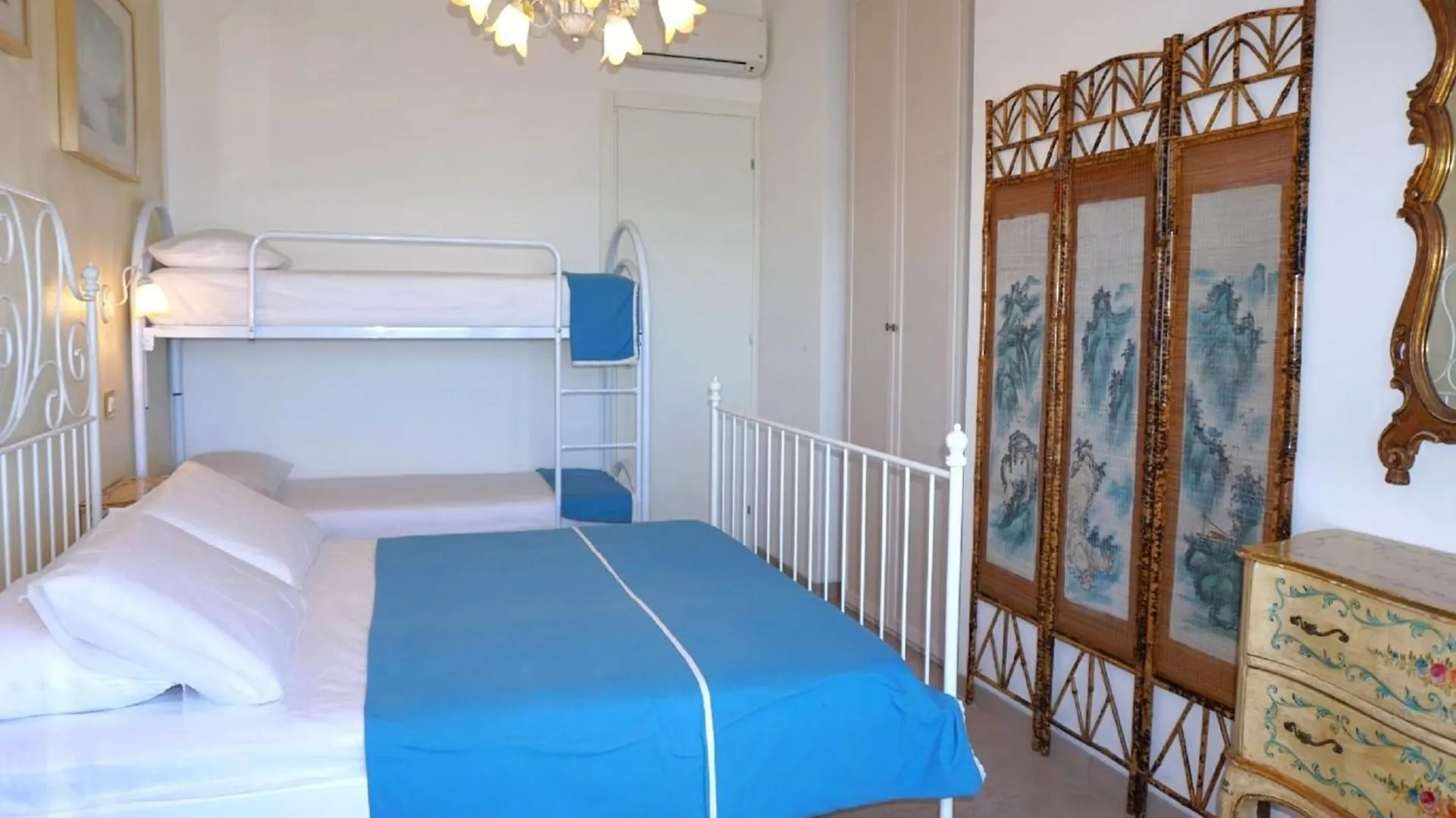 Apartment In Porto Santa Margherita Ve Italia