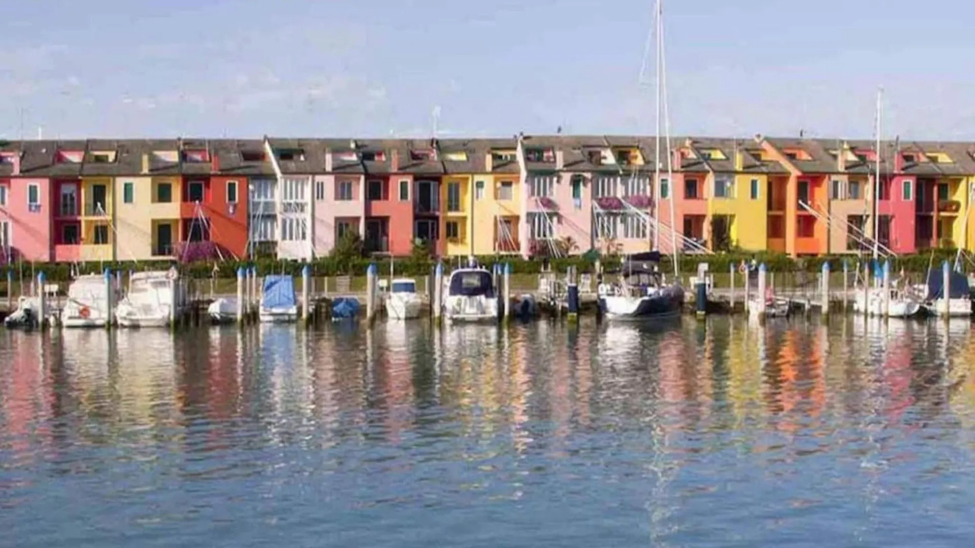 Apartment In Porto Santa Margherita Ve Italia